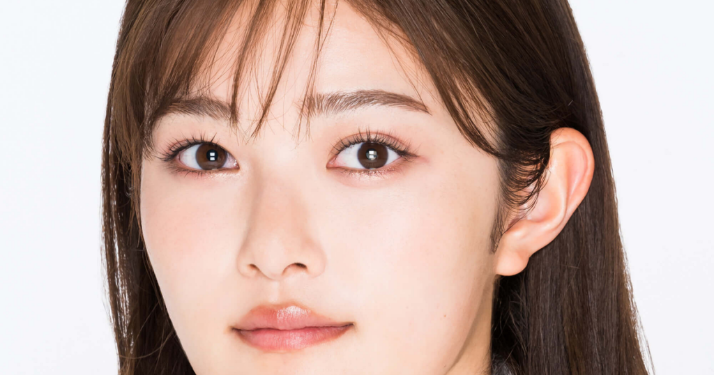 井上咲楽とは？眉毛・マラソン・料理と公式SNS3媒体を解説