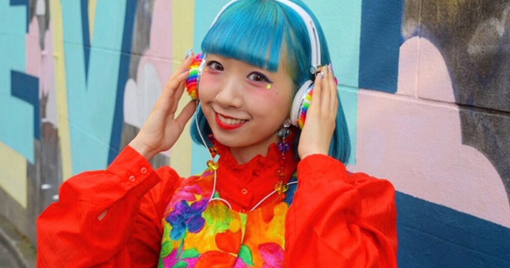 MIOCHIN(みおちん)とは?カラフルな作品・現在の活動・公式SNSを解説