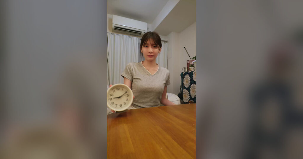 関戸かのんとは?ぼっち会社員動画・活動・公式SNSを解説