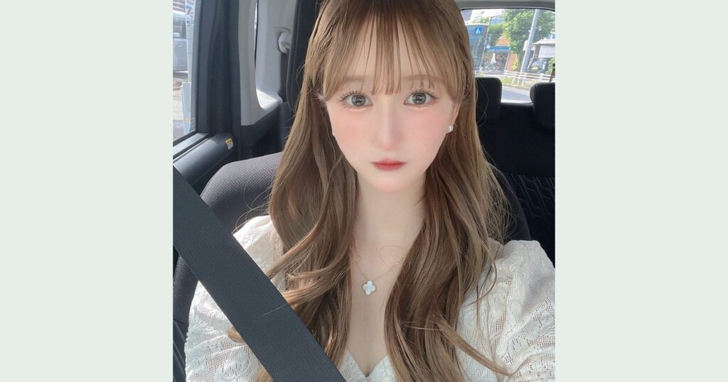 ぱきみちゃとは？美容投稿と公式TikTokを紹介